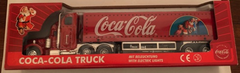 10277-1 € 40,00 coca cola vrachtwagen met verlichting ca 35 cm.jpeg
